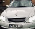 Белый Мерседес С Класс, объемом двигателя 5 л и пробегом 250 тыс. км за 7000 $, фото 1 на Automoto.ua