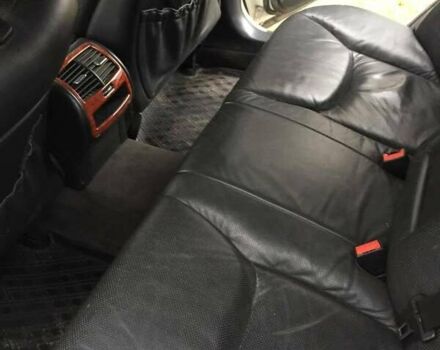 Белый Мерседес С Класс, объемом двигателя 4 л и пробегом 187 тыс. км за 6200 $, фото 6 на Automoto.ua