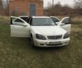 Білий Мерседес С Клас, об'ємом двигуна 4 л та пробігом 187 тис. км за 6200 $, фото 1 на Automoto.ua