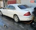 Білий Мерседес С Клас, об'ємом двигуна 4.97 л та пробігом 250 тис. км за 2000 $, фото 2 на Automoto.ua