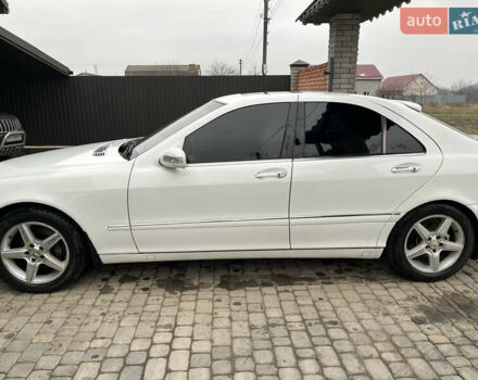 Білий Мерседес С Клас, об'ємом двигуна 3.2 л та пробігом 310 тис. км за 8200 $, фото 5 на Automoto.ua