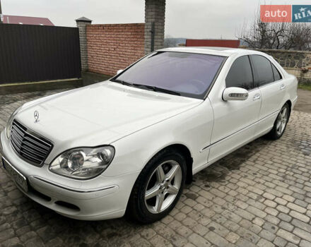 Білий Мерседес С Клас, об'ємом двигуна 3.2 л та пробігом 310 тис. км за 8200 $, фото 6 на Automoto.ua