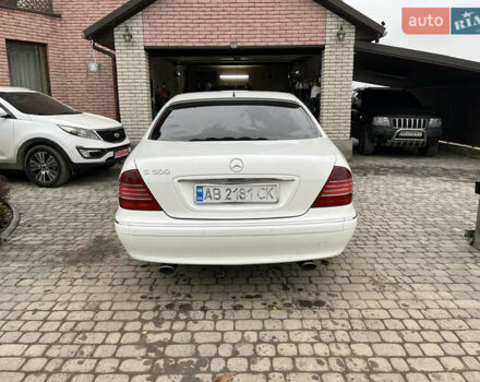 Белый Мерседес С Класс, объемом двигателя 3.2 л и пробегом 350 тыс. км за 7900 $, фото 3 на Automoto.ua
