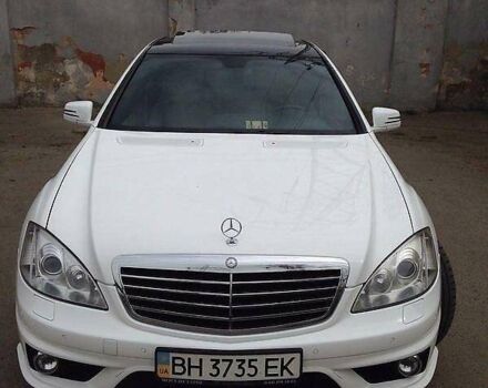 Белый Мерседес С Класс, объемом двигателя 5.46 л и пробегом 205 тыс. км за 10500 $, фото 1 на Automoto.ua