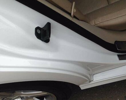 Белый Мерседес С Класс, объемом двигателя 5.46 л и пробегом 205 тыс. км за 10500 $, фото 18 на Automoto.ua