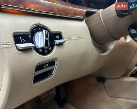 Белый Мерседес С Класс, объемом двигателя 5.46 л и пробегом 325 тыс. км за 13400 $, фото 8 на Automoto.ua