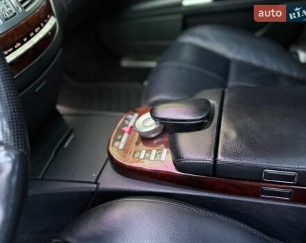 Белый Мерседес С Класс, объемом двигателя 3.5 л и пробегом 250 тыс. км за 10499 $, фото 84 на Automoto.ua