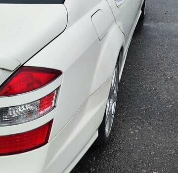 Белый Мерседес С Класс, объемом двигателя 5.51 л и пробегом 218 тыс. км за 12500 $, фото 15 на Automoto.ua