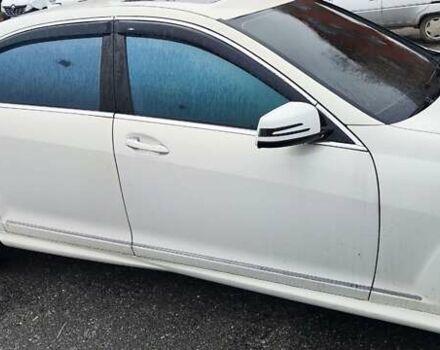 Белый Мерседес С Класс, объемом двигателя 5.51 л и пробегом 218 тыс. км за 12500 $, фото 14 на Automoto.ua