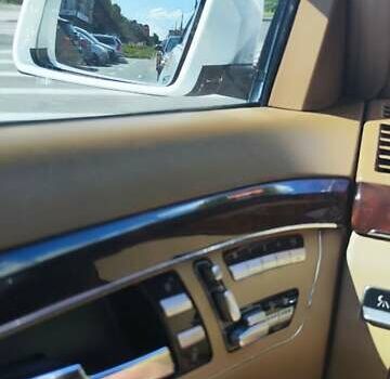 Белый Мерседес С Класс, объемом двигателя 5.51 л и пробегом 218 тыс. км за 12500 $, фото 43 на Automoto.ua