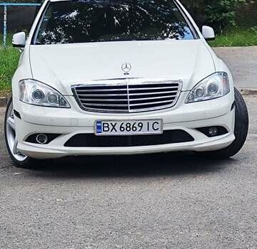 Белый Мерседес С Класс, объемом двигателя 5.51 л и пробегом 218 тыс. км за 12500 $, фото 27 на Automoto.ua