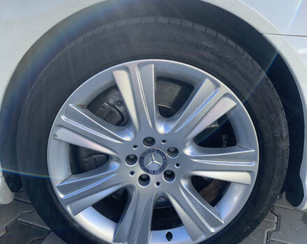 Белый Мерседес С Класс, объемом двигателя 5.5 л и пробегом 245 тыс. км за 15600 $, фото 29 на Automoto.ua