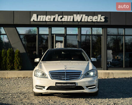 Мерседес С Класс 2007 в Черновцах на Automoto.ua Белый Мерседес С Класс, объемом двигателя 5.46 л и пробегом 186 тыс. км за 12900 $, фото 1 на Automoto.ua