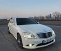 Білий Мерседес С Клас, об'ємом двигуна 5.5 л та пробігом 180 тис. км за 13999 $, фото 5 на Automoto.ua