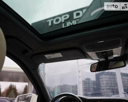 Белый Мерседес С Класс, объемом двигателя 6 л и пробегом 146 тыс. км за 25000 $, фото 19 на Automoto.ua