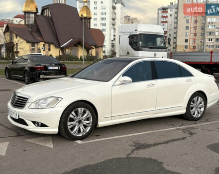 Білий Мерседес С Клас, об'ємом двигуна 5.46 л та пробігом 183 тис. км за 16900 $, фото 16 на Automoto.ua