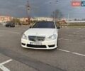 Белый Мерседес С Класс, объемом двигателя 5.5 л и пробегом 195 тыс. км за 14000 $, фото 1 на Automoto.ua