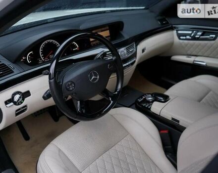 Белый Мерседес С Класс, объемом двигателя 6 л и пробегом 146 тыс. км за 25000 $, фото 40 на Automoto.ua