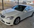 Білий Мерседес С Клас, об'ємом двигуна 5.46 л та пробігом 271 тис. км за 15000 $, фото 1 на Automoto.ua