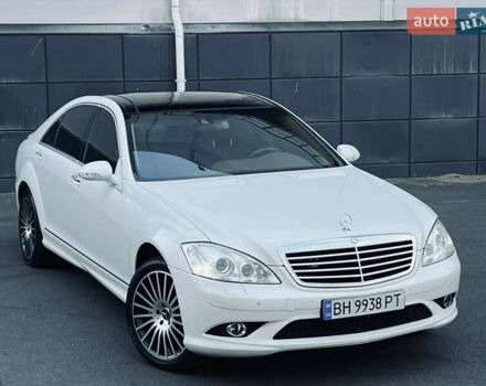 Білий Мерседес С Клас, об'ємом двигуна 5.5 л та пробігом 177 тис. км за 12900 $, фото 13 на Automoto.ua