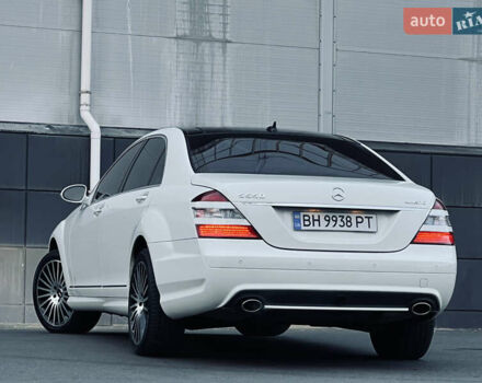 Білий Мерседес С Клас, об'ємом двигуна 5.5 л та пробігом 177 тис. км за 12900 $, фото 24 на Automoto.ua