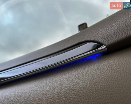 Білий Мерседес С Клас, об'ємом двигуна 5.5 л та пробігом 177 тис. км за 12900 $, фото 39 на Automoto.ua