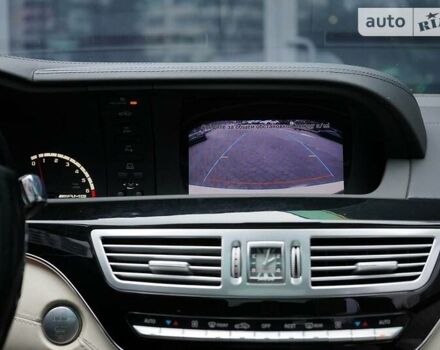 Белый Мерседес С Класс, объемом двигателя 6 л и пробегом 146 тыс. км за 25000 $, фото 27 на Automoto.ua