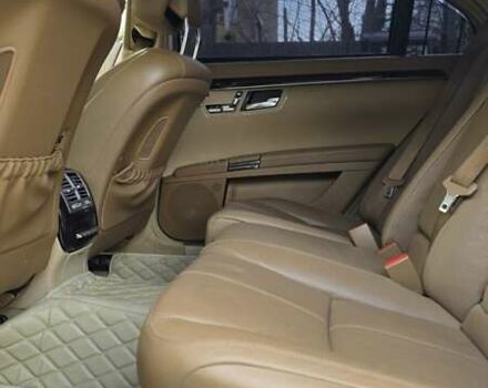 Белый Мерседес С Класс, объемом двигателя 5.5 л и пробегом 197 тыс. км за 15500 $, фото 11 на Automoto.ua