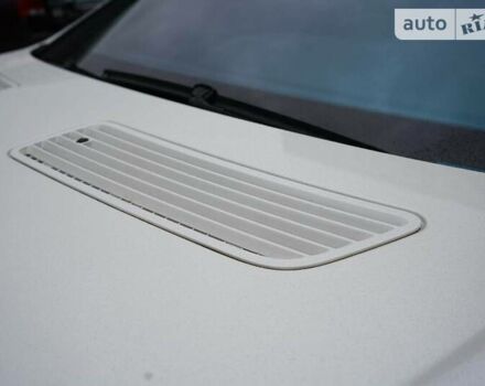 Белый Мерседес С Класс, объемом двигателя 6 л и пробегом 146 тыс. км за 25000 $, фото 9 на Automoto.ua