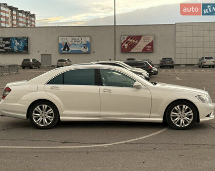 Білий Мерседес С Клас, об'ємом двигуна 5.46 л та пробігом 183 тис. км за 16900 $, фото 7 на Automoto.ua