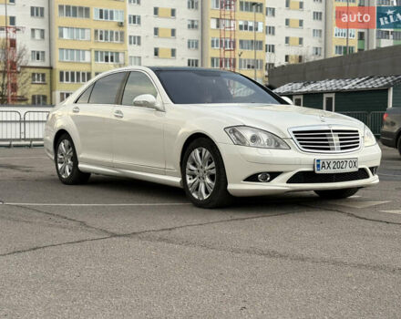 Білий Мерседес С Клас, об'ємом двигуна 5.46 л та пробігом 183 тис. км за 16900 $, фото 4 на Automoto.ua