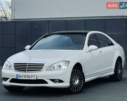 Білий Мерседес С Клас, об'ємом двигуна 5.5 л та пробігом 177 тис. км за 12900 $, фото 2 на Automoto.ua