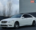 Білий Мерседес С Клас, об'ємом двигуна 5.5 л та пробігом 177 тис. км за 12900 $, фото 4 на Automoto.ua