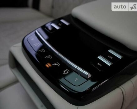 Белый Мерседес С Класс, объемом двигателя 6 л и пробегом 146 тыс. км за 25000 $, фото 46 на Automoto.ua