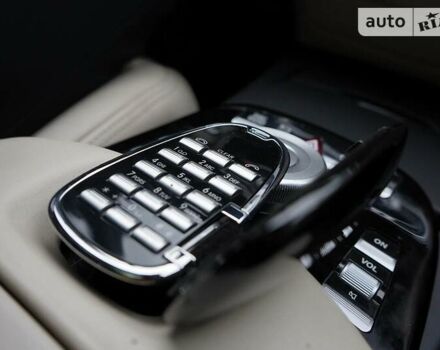 Белый Мерседес С Класс, объемом двигателя 6 л и пробегом 146 тыс. км за 25000 $, фото 35 на Automoto.ua