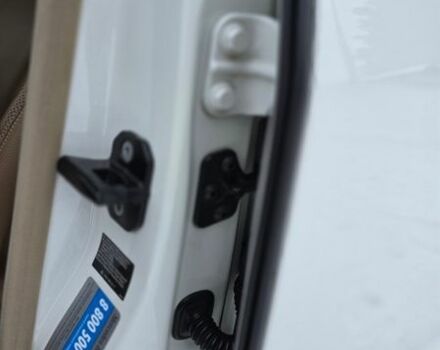 Білий Мерседес С Клас, об'ємом двигуна 5.5 л та пробігом 180 тис. км за 13999 $, фото 55 на Automoto.ua