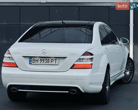 Білий Мерседес С Клас, об'ємом двигуна 5.5 л та пробігом 177 тис. км за 12900 $, фото 17 на Automoto.ua