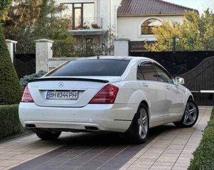 Білий Мерседес С Клас, об'ємом двигуна 3.5 л та пробігом 140 тис. км за 15900 $, фото 13 на Automoto.ua