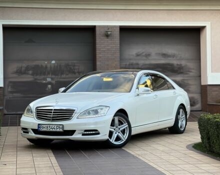 Білий Мерседес С Клас, об'ємом двигуна 3.5 л та пробігом 140 тис. км за 15900 $, фото 3 на Automoto.ua
