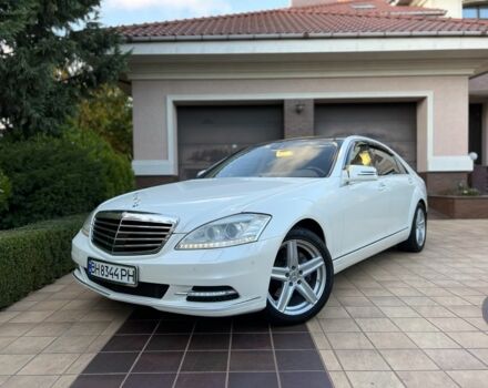 Білий Мерседес С Клас, об'ємом двигуна 3.5 л та пробігом 140 тис. км за 15900 $, фото 4 на Automoto.ua