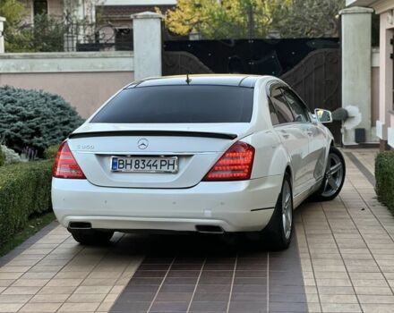 Білий Мерседес С Клас, об'ємом двигуна 3.5 л та пробігом 140 тис. км за 15900 $, фото 12 на Automoto.ua