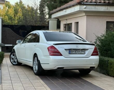 Білий Мерседес С Клас, об'ємом двигуна 3.5 л та пробігом 140 тис. км за 15900 $, фото 10 на Automoto.ua