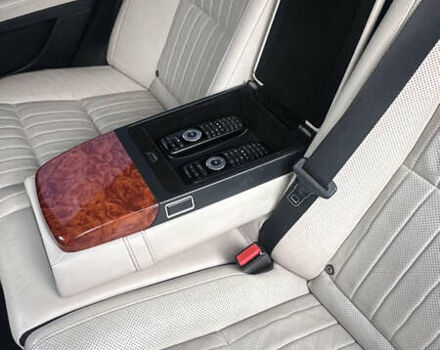 Мерседес С Класс 2010 в Львове на Automoto.ua Белый Мерседес С Класс, объемом двигателя 5.51 л и пробегом 264 тыс. км за 18500 $, фото 39 на Automoto.ua