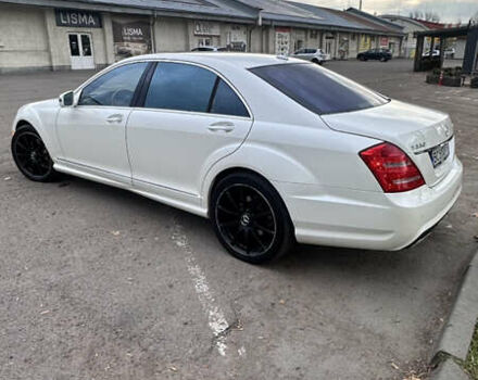 Мерседес С Класс 2010 в Львове на Automoto.ua Белый Мерседес С Класс, объемом двигателя 5.51 л и пробегом 264 тыс. км за 18500 $, фото 14 на Automoto.ua