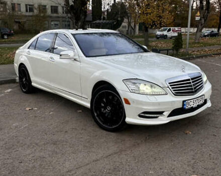 Мерседес С Класс 2010 в Львове на Automoto.ua Белый Мерседес С Класс, объемом двигателя 5.51 л и пробегом 264 тыс. км за 18500 $, фото 6 на Automoto.ua