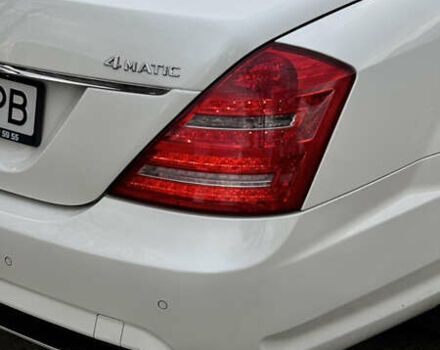 Мерседес С Класс 2010 в Львове на Automoto.ua Белый Мерседес С Класс, объемом двигателя 5.51 л и пробегом 264 тыс. км за 18500 $, фото 18 на Automoto.ua