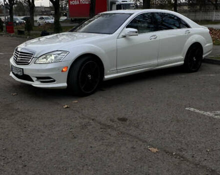 Мерседес С Класс 2010 в Львове на Automoto.ua Белый Мерседес С Класс, объемом двигателя 5.51 л и пробегом 264 тыс. км за 18500 $, фото 11 на Automoto.ua