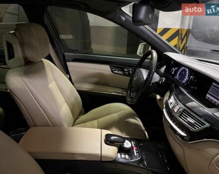 Білий Мерседес С Клас, об'ємом двигуна 1.99 л та пробігом 229 тис. км за 16500 $, фото 34 на Automoto.ua