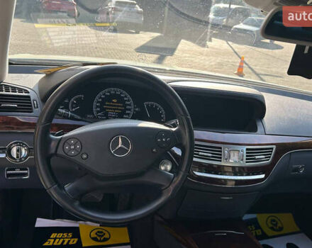 Білий Мерседес С Клас, об'ємом двигуна 2.99 л та пробігом 291 тис. км за 19000 $, фото 10 на Automoto.ua