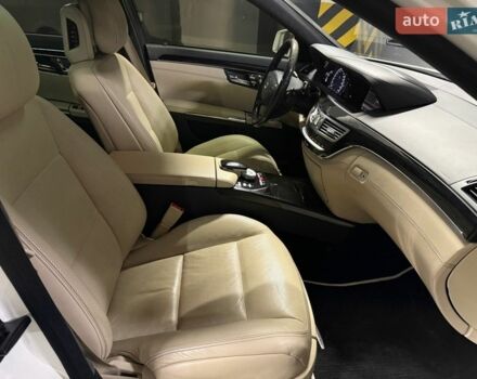 Білий Мерседес С Клас, об'ємом двигуна 1.99 л та пробігом 229 тис. км за 16500 $, фото 35 на Automoto.ua